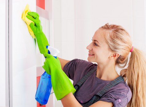Professional move in cleaning for a Putney home before furniture arrives