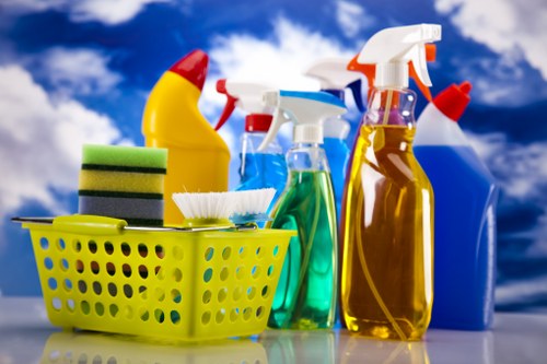 Deep cleaning service for a Putney home kitchen and living space