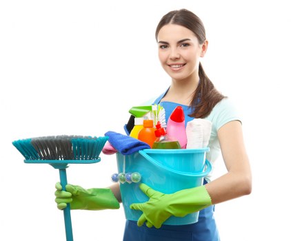 Sustainable carpet cleaning team supporting local recycling efforts